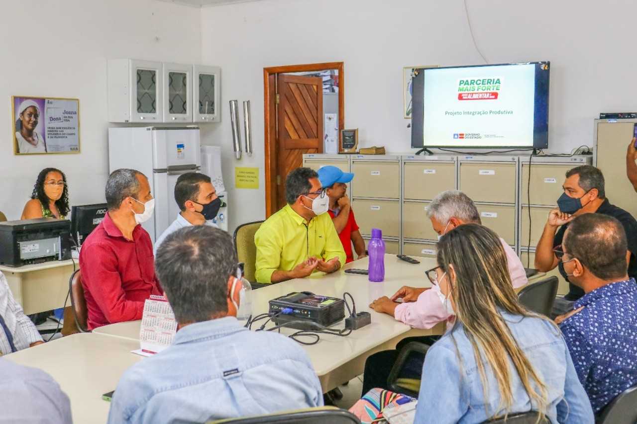 Camacã: Prefeito Paulo do Gás e o vice Rai de Panelinha se reúnem com prefeitos do CIMA